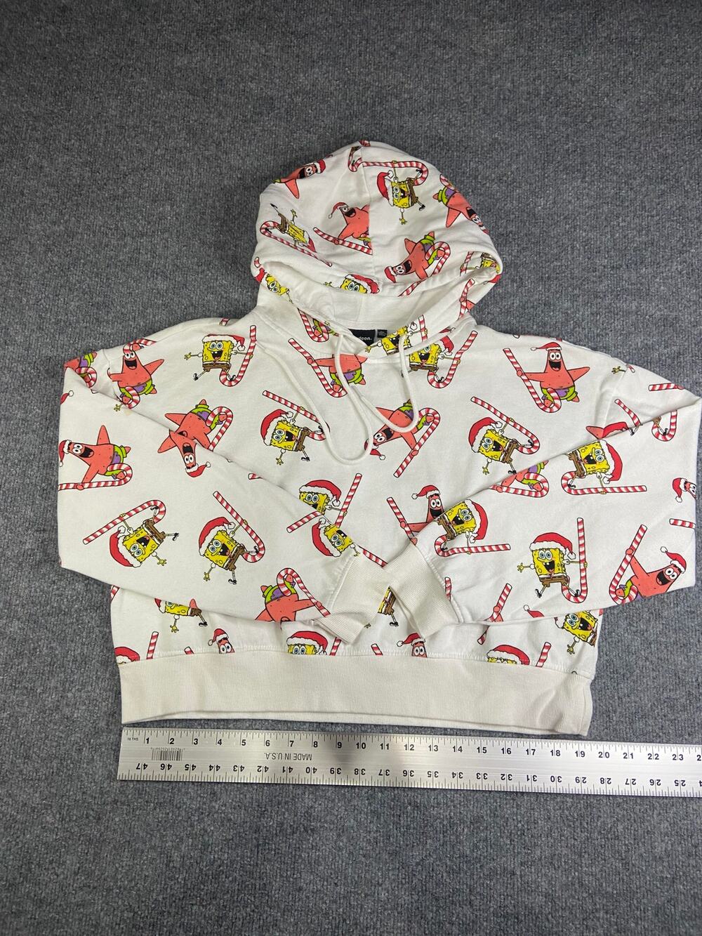 SpongeBob Square Pants & Patrick Christmas cropped Hoodie Size XL